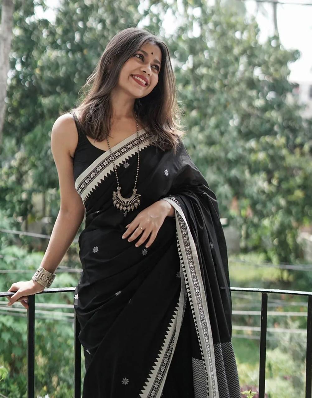 Black Soft Lilan Slab Jacquard Weaving Worked Saree