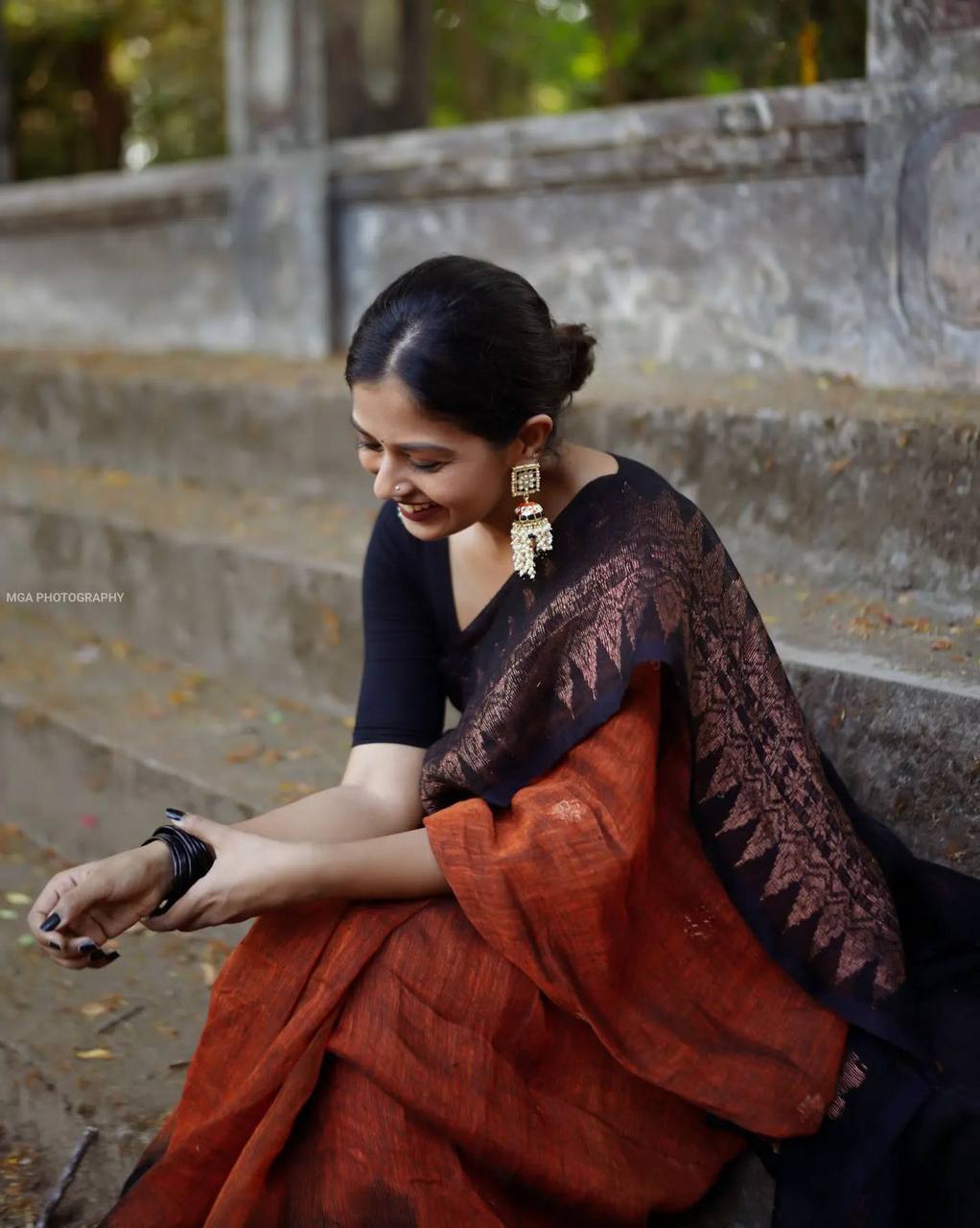 Deep Orange Slab Lilan Jacquard Weaving Beautiful Saree