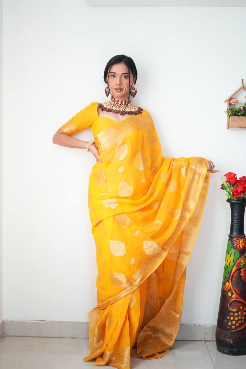 Special Lilan Soft Cotton Fabric Jacquard Weaving Ready To Wear Saree