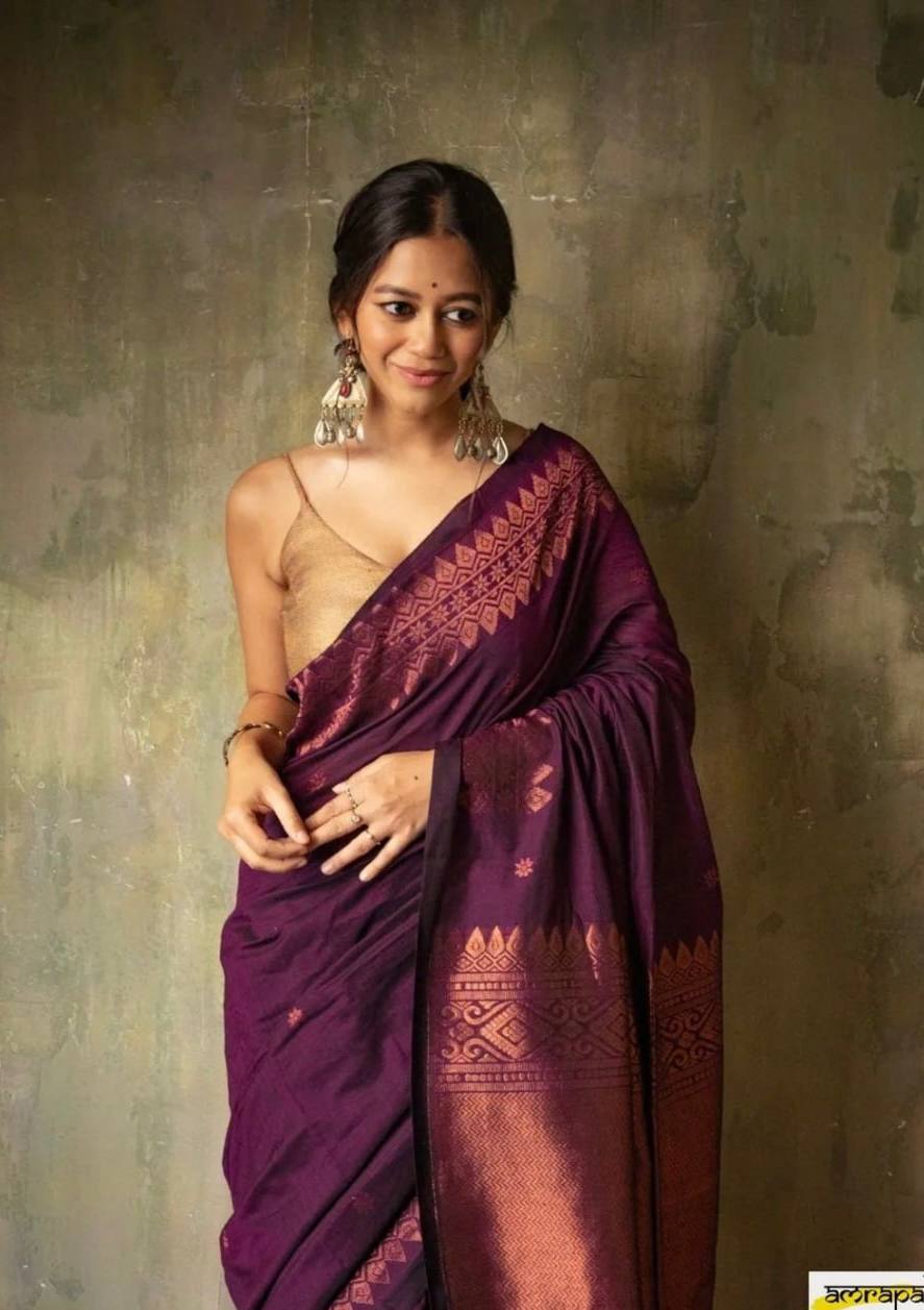 Wonderful Wine Lichi Silk Rich Pallu Jacquard Saree Blouse