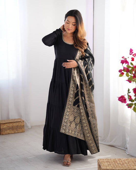 Sauber Pattern Ready to Wear Gown For Girls Wear