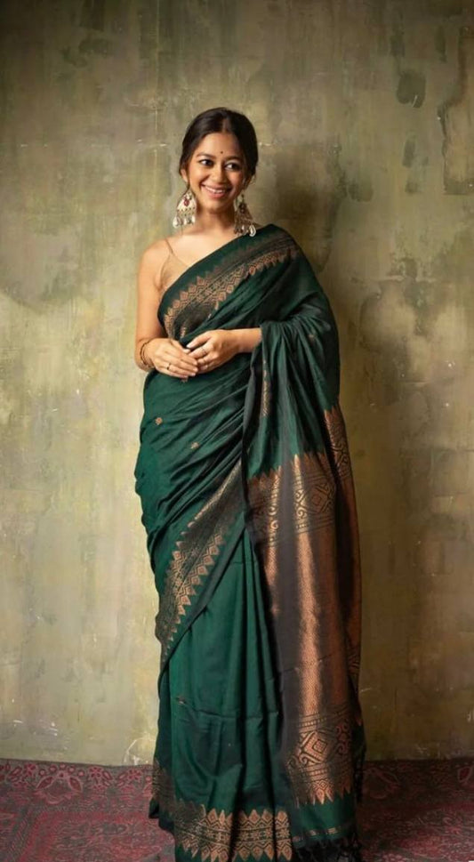 Green Lichi Silk Rich Pallu Jacquard Saree Blouse