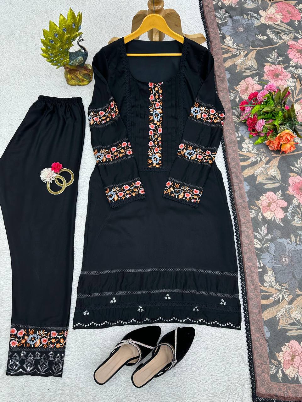 Maslin Fabric Thread And Sequence Worked With GPO Lace Border Stiched Salwar Suit
