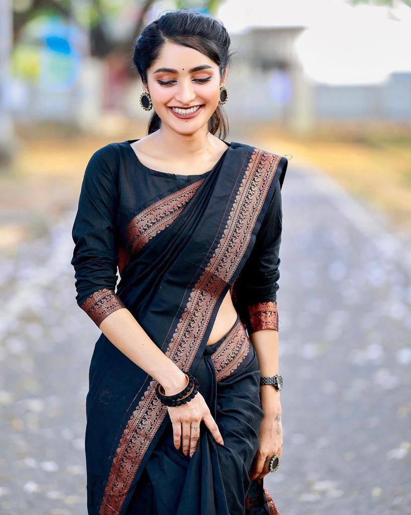 South Indian Golden Silk Jacquard Weaving  Work Saree Blouse