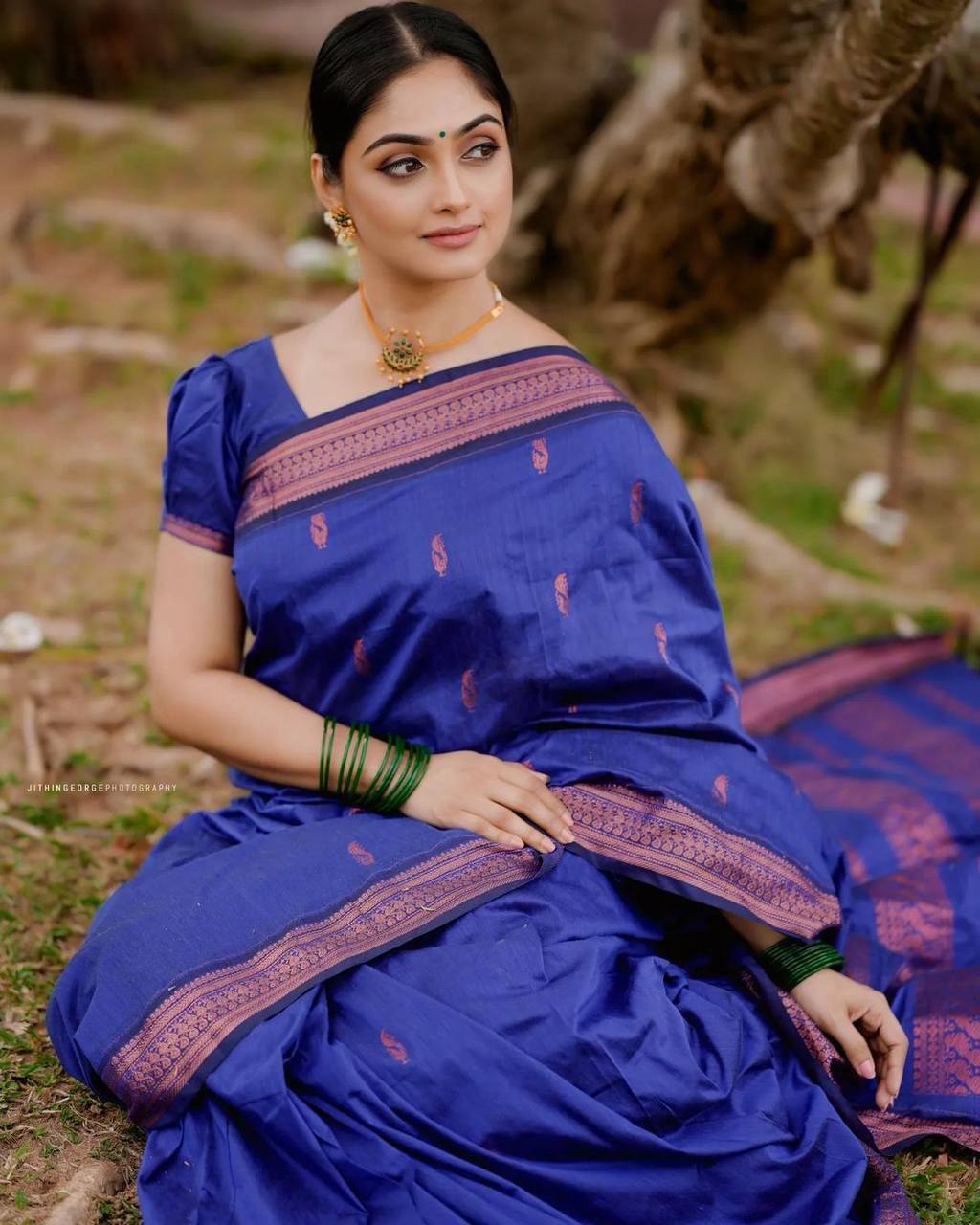 South Indian Golden Silk Jacquard Weaving  Work Saree Blouse