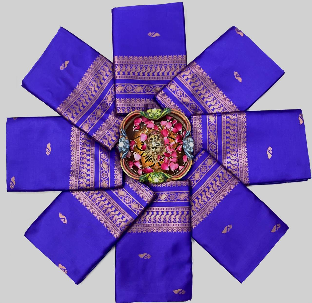 South Indian Golden Silk Jacquard Weaving  Work Saree Blouse