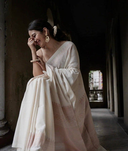 White Lichi Silk Rich Pallu Jacquard Saree Blouse