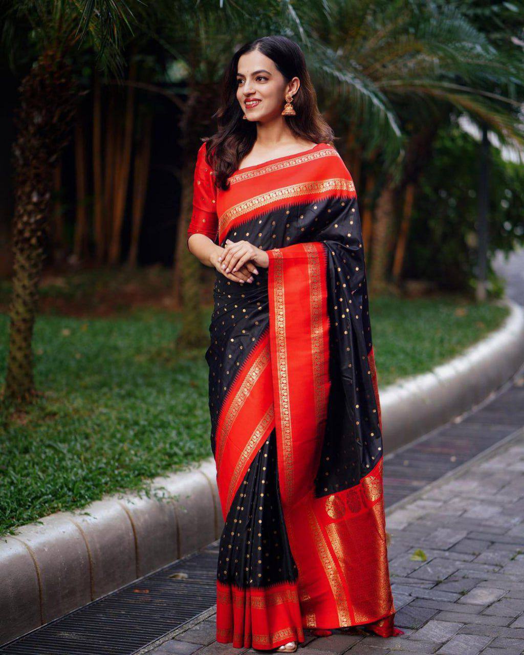 Wedding Waer Black Jacquard Work Saree