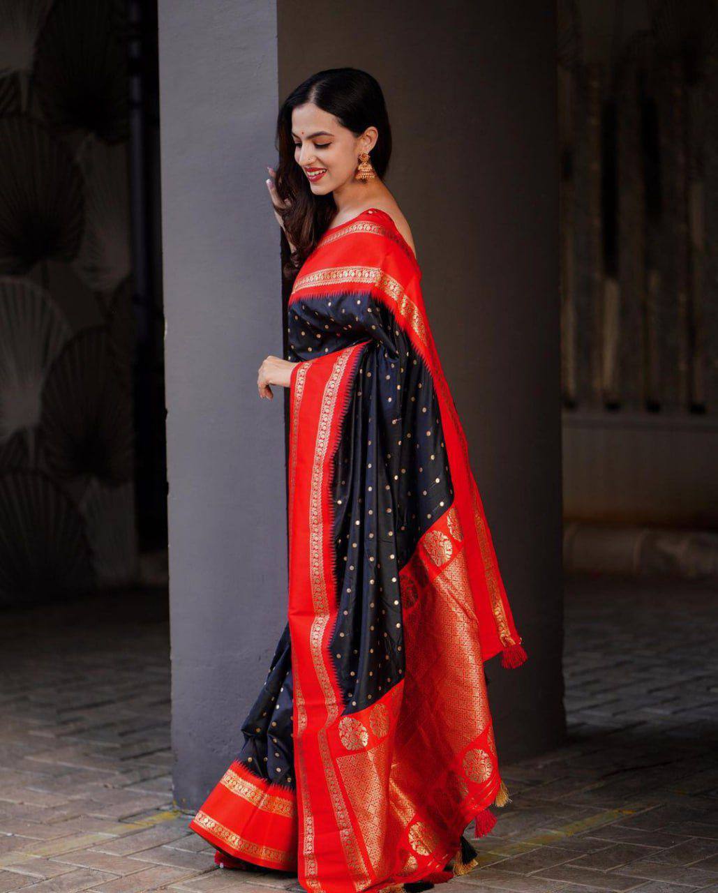 Wedding Waer Black Jacquard Work Saree
