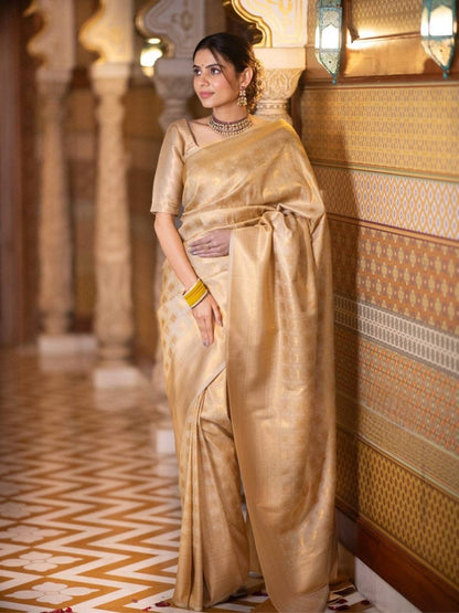 Atractive Lichi Silk Treditional Wear Jacquard Weaving Saree
