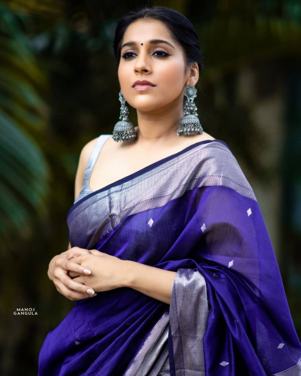Royal Blue Jacquard Weaving Lichi Silk Saree With Fancy jalar