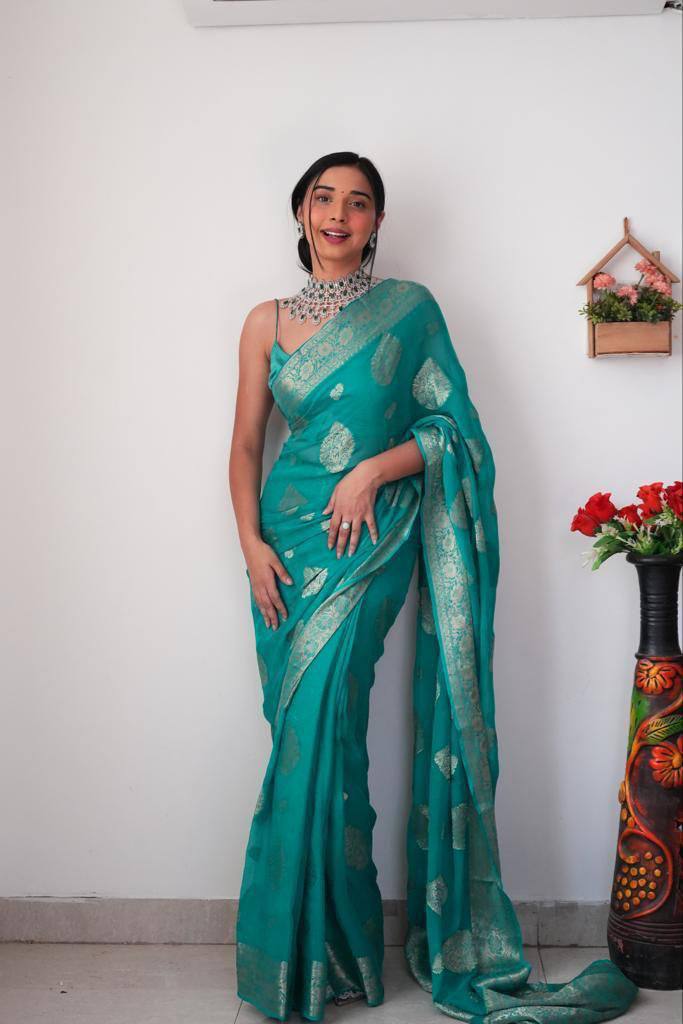 Special Lilan Soft Cotton Fabric Jacquard Weaving Ready To Wear Saree