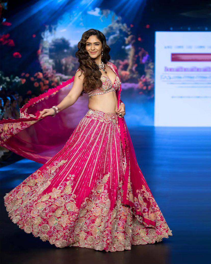Pink Georgette Floral Embroidered Lehenga Choli