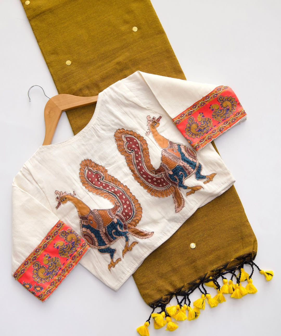 Pure Cotton Saree Wid Stiched Peacock HandWork Designer Blouse