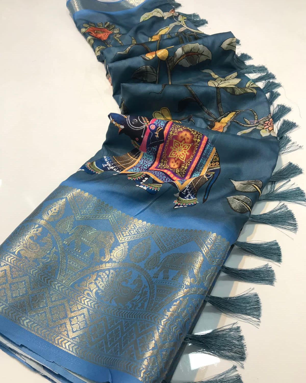Latest Soft silk saree with zari weaving border and rich pallu saree