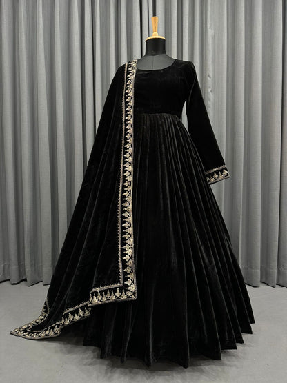 Ready to Wear Black Velvet Gown